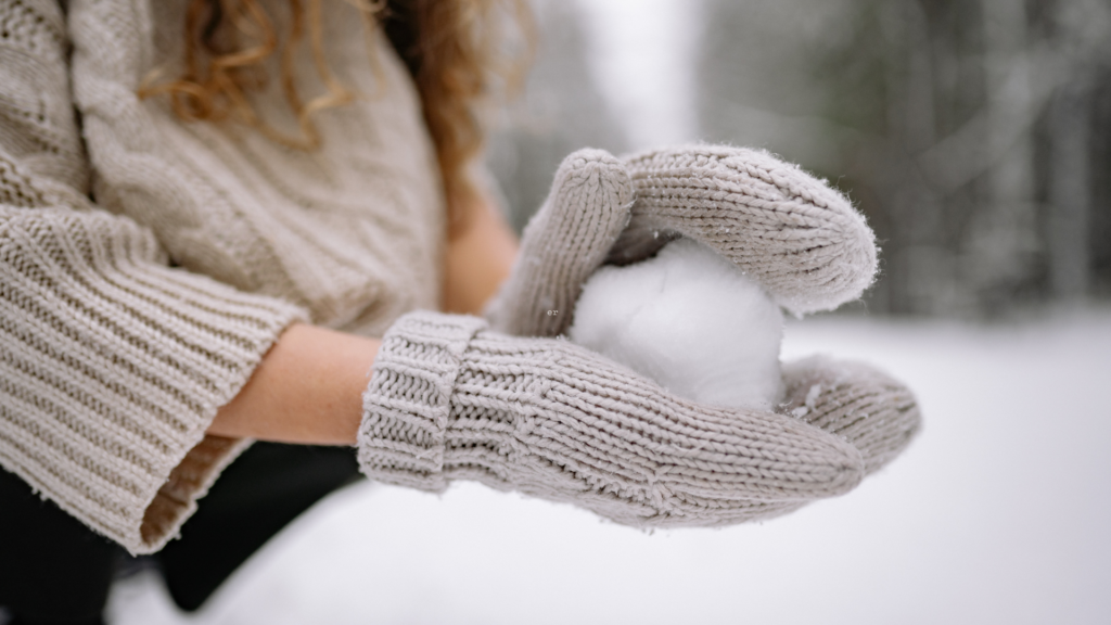 Warm winter gloves